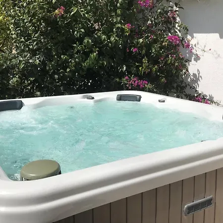 Elisa Seaside Luxury Suite Loutráki Extérieur photo