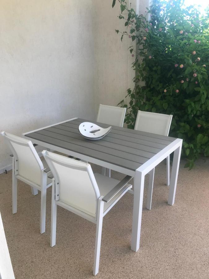 Elisa Seaside Luxury Apartment *
